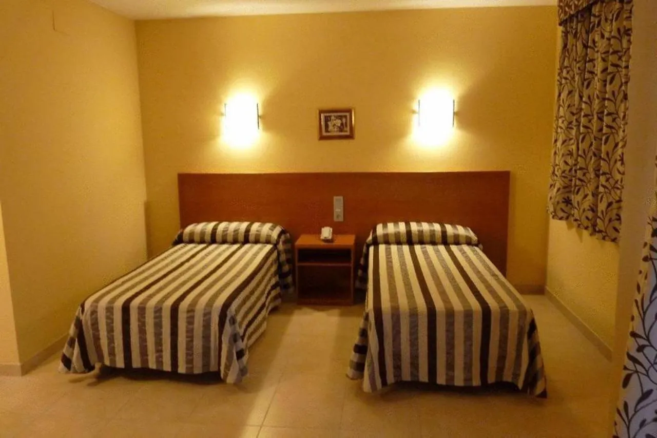 Hotel Avenida El Morell 2*,  Spain