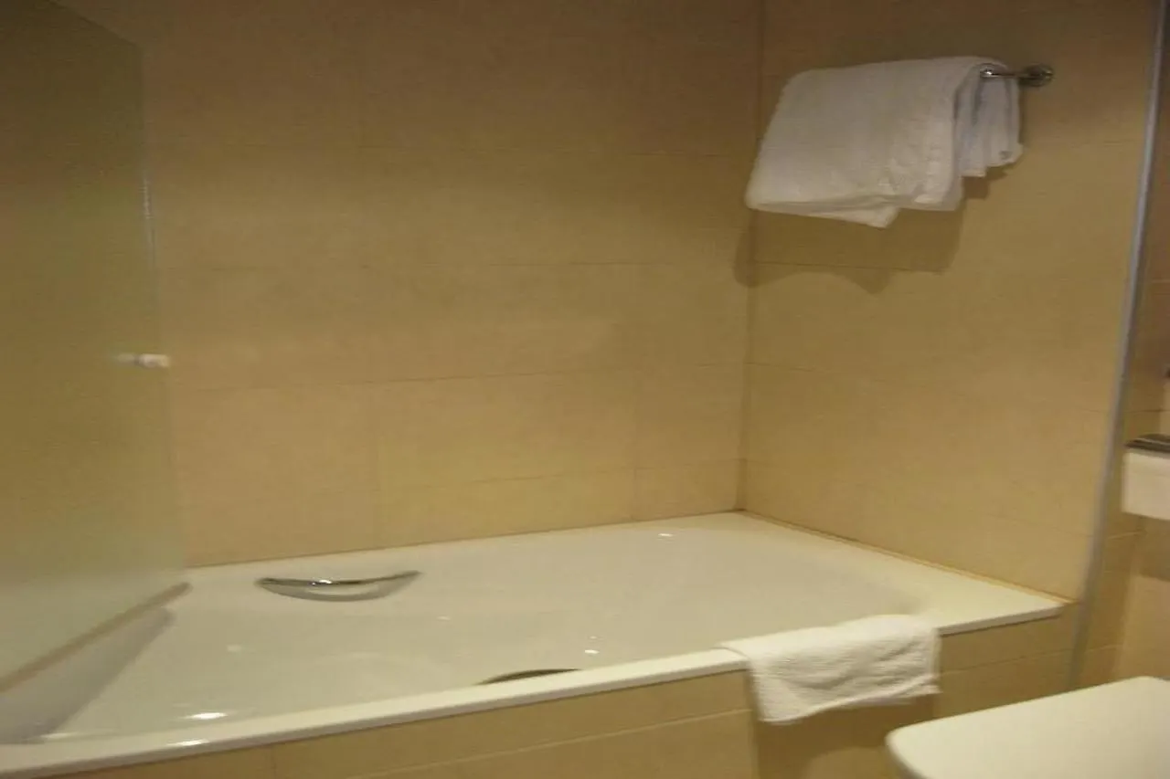 Hotel Avenida El Morell 2*,  Spain